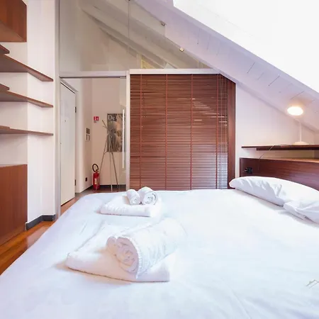 Aquarium 5'| 1br | A/c| By Tilo Genua